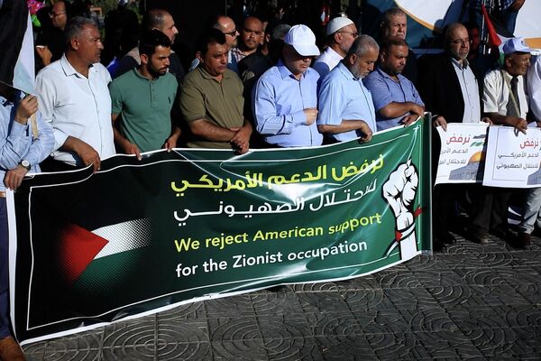 وقفات احتجاجية في الضفة الغربية وقطاع غزة رفضا لزيارة بايدن إلى فلسطين
 
 - سبوتنيك عربي