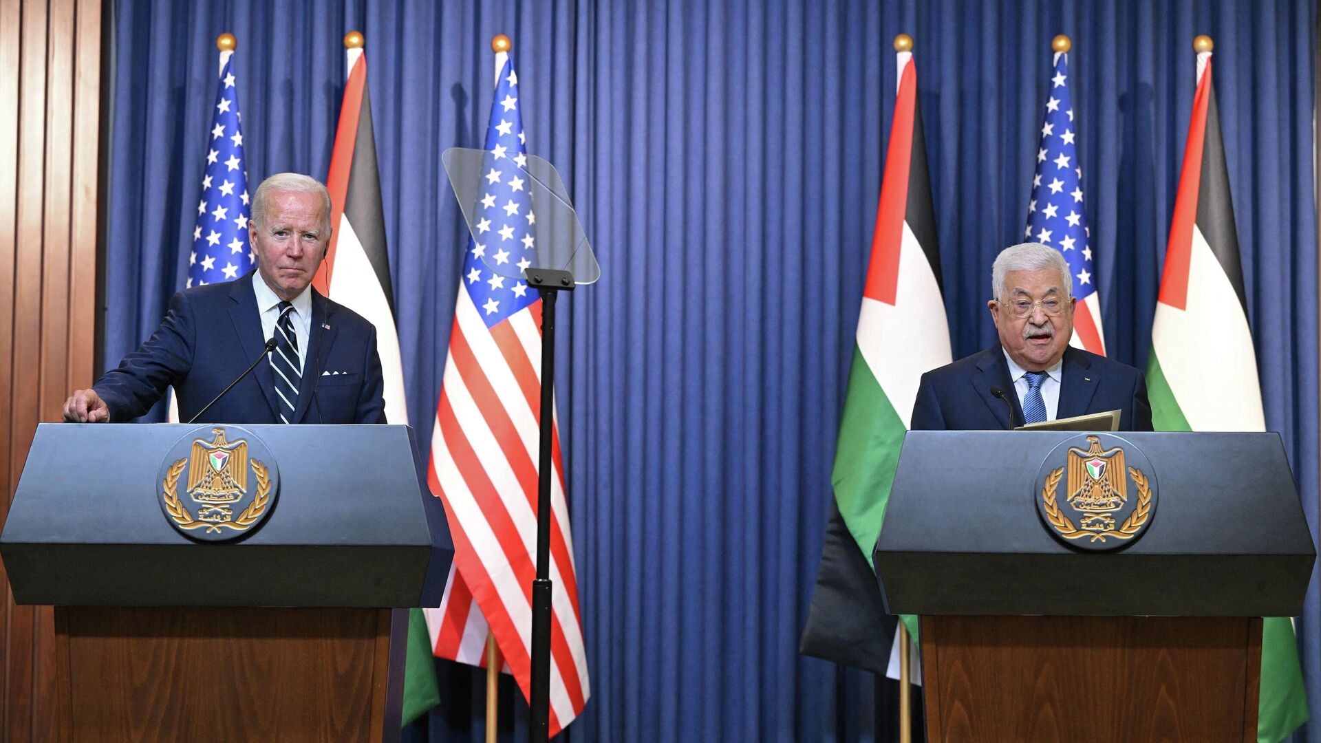 مؤتمر صحفي مشترك للرئيس الفلسطيني محمود عباس والرئيس الأمريكي جو بادين، 15 يوليو 2022 - سبوتنيك عربي, 1920, 15.07.2022