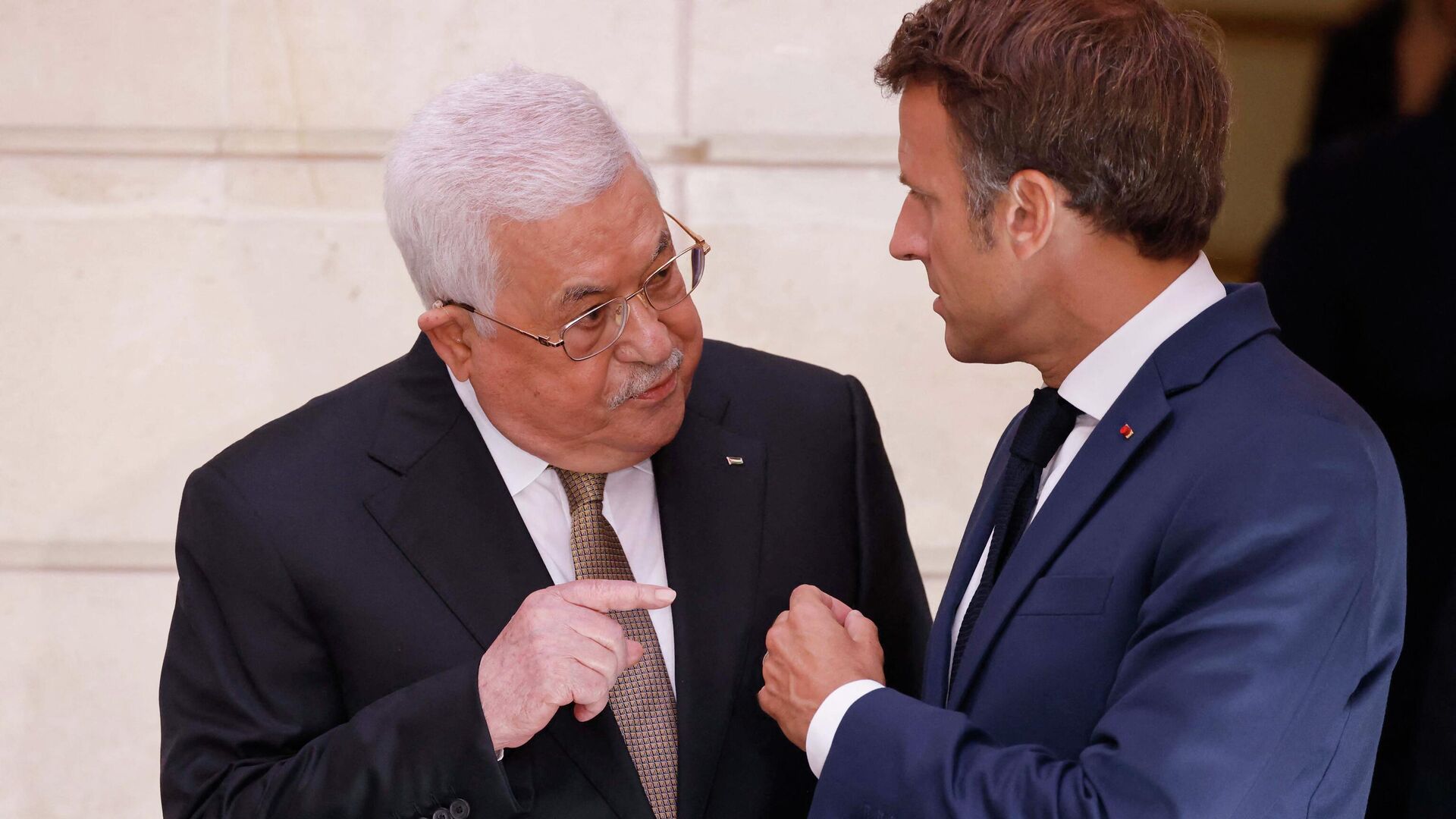 الرئيس الفرنسي إيمانويل ماكرون يستقبل الرئيس الفلسطيني محمود عباس في باريس - سبوتنيك عربي, 1920, 20.07.2022