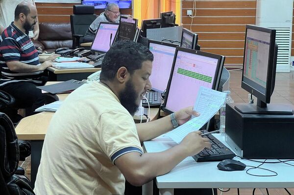 زيادة ساعات انقطاع الكهرباء وعجز في التوليد بالشبكة العامة في ليبيا - سبوتنيك عربي