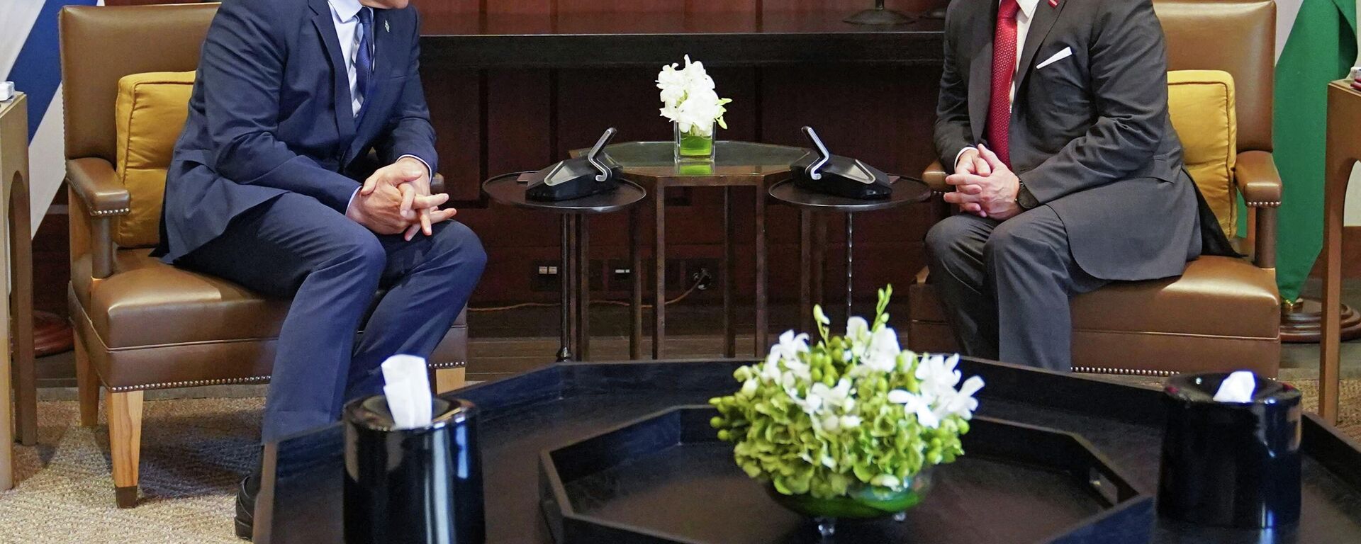 العاهل الأردني الملك عبدالله الثاني يلتقي في قصر الحسينية، رئيس الوزراء الإسرائيلي يائير لابيد. - سبوتنيك عربي, 1920, 02.08.2022