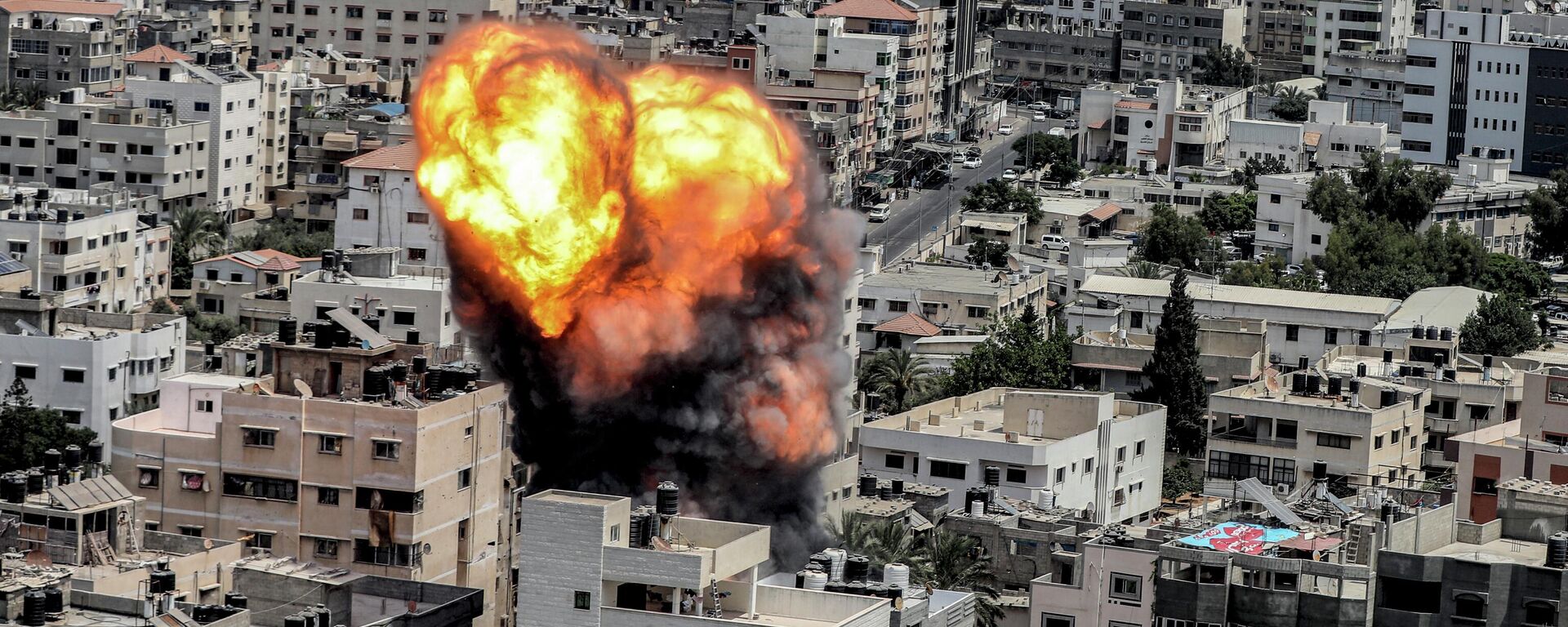 أثار قصف الطيران الحربي التابع للجيش الإسرائيلي على قطاع غزة، مدينة غزة 6 أغسطس 2022 - سبوتنيك عربي, 1920, 15.09.2022