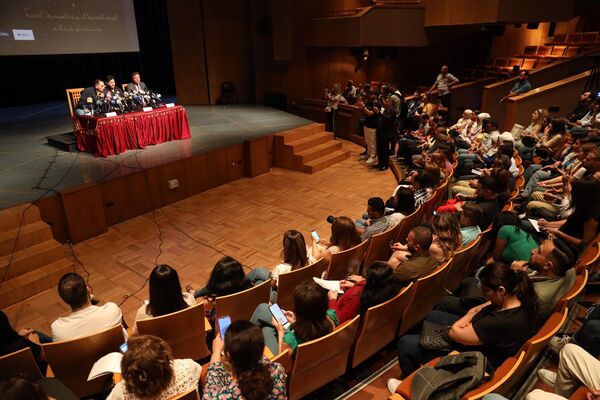 مؤتمر صحفي للفنان المصري هاني شاكر في العاصمة السورية دمشق - سبوتنيك عربي