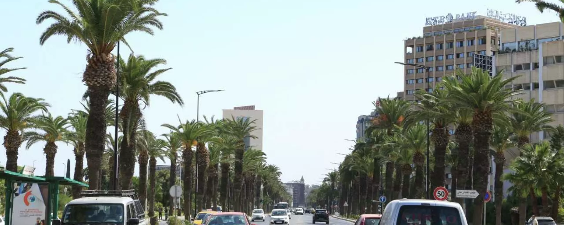 أحد الطرق الرئيسية في العاصمة تونس - سبوتنيك عربي, 1920, 08.03.2023