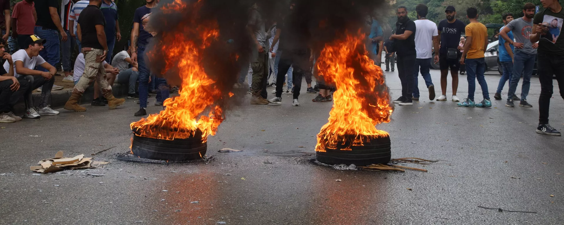 تظاهرة أمام قصر العدل في بيروت للمطالبة بالإفراج عن مقتحمي مصرف بلوم بنك - سبوتنيك عربي, 1920, 22.01.2023