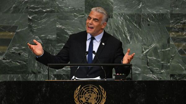 رئيس الوزراء الإسرائيلي يائير لابيد من منصة الأمم المتحدة في نيويورك - سبوتنيك عربي