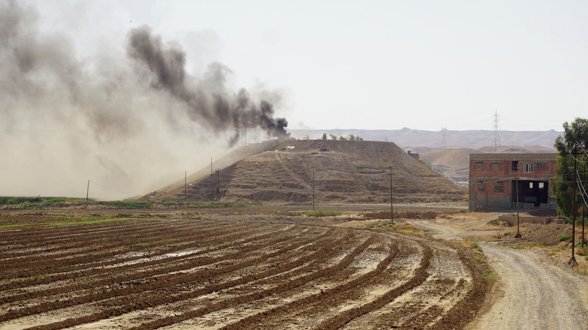مدفعية الحرس الثوري الإيراني تعاود قصف مواقع في مدينة أربيل شمال العراق - سبوتنيك عربي, 1920, 18.09.2023