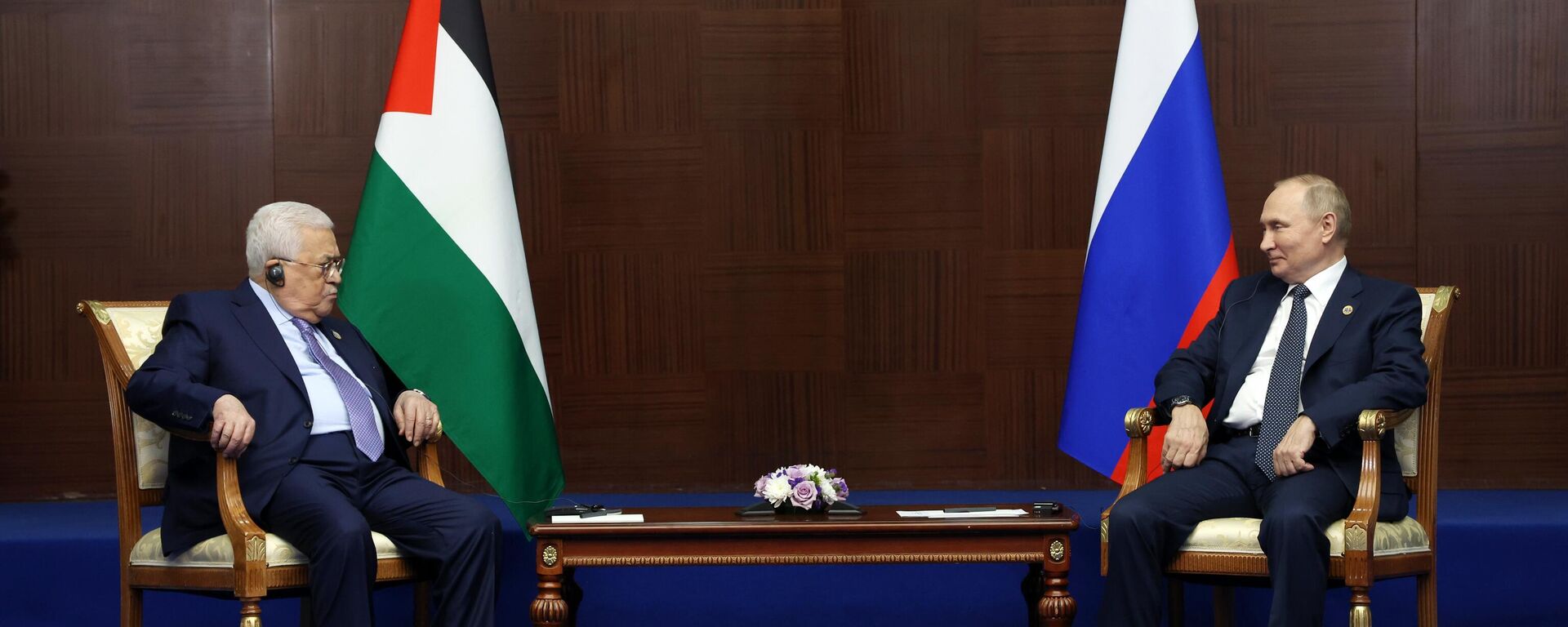 لقاء الرئيس الروسي فلاديمير بوتين بالرئيس الفلسطيني محمود عباس في أستانا - وطن نيوز عربي, 1920, 13.02.2024