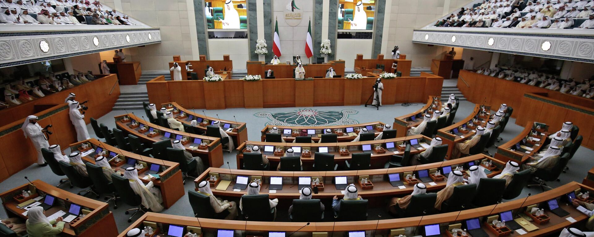 حفل افتتاح الدورة البرلمانية السابعة عشرة في مجلس الأمة الكويتي، 18 أكتوبر/ تشرين الأول 2022 - سبوتنيك عربي, 1920, 19.09.2023