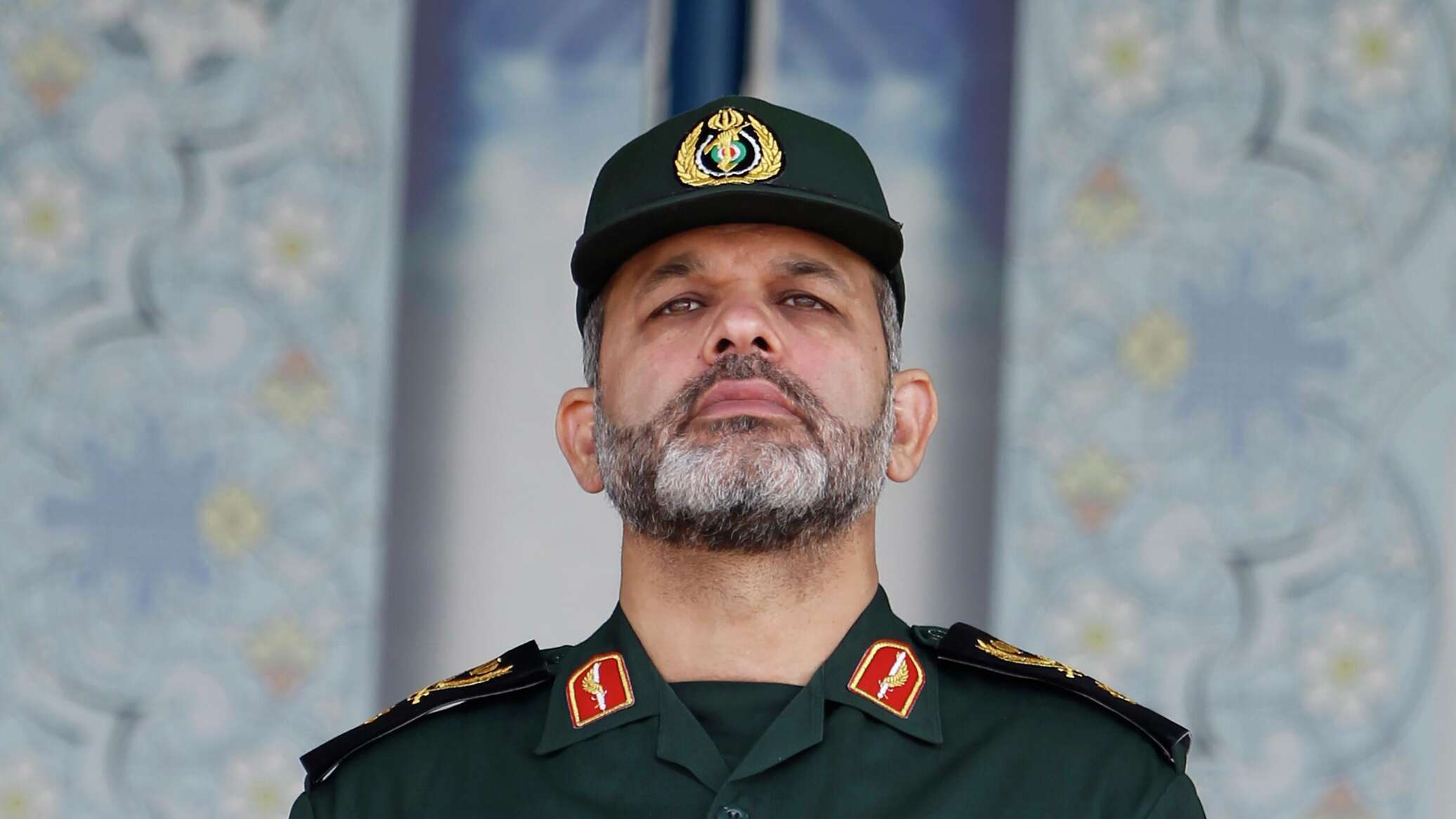 وزير الداخلية الإيراني يجري جولة تفقدية في حقل "آرش-الدرة" النفطي