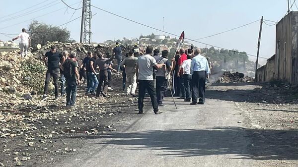 عشرات الإصابات خلال قمع الجيش الإسرائيلي مسيرات ضد الاستيطان شمال الضفة الغربية - سبوتنيك عربي