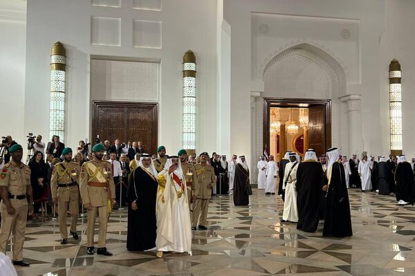 ملك البحرين خلال لقاء البابا فرنسيس في قصر الصخير الملكي - سبوتنيك عربي
