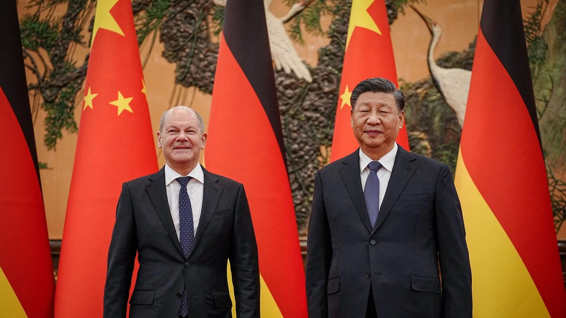 الرئيس الصيني، شي جين بينغ، والمستشار الألماني، أولاف شولتس، في بكين، 4 نوفمبر/ تشرين الثاني 2022 - سبوتنيك عربي, 1920, 22.11.2022
