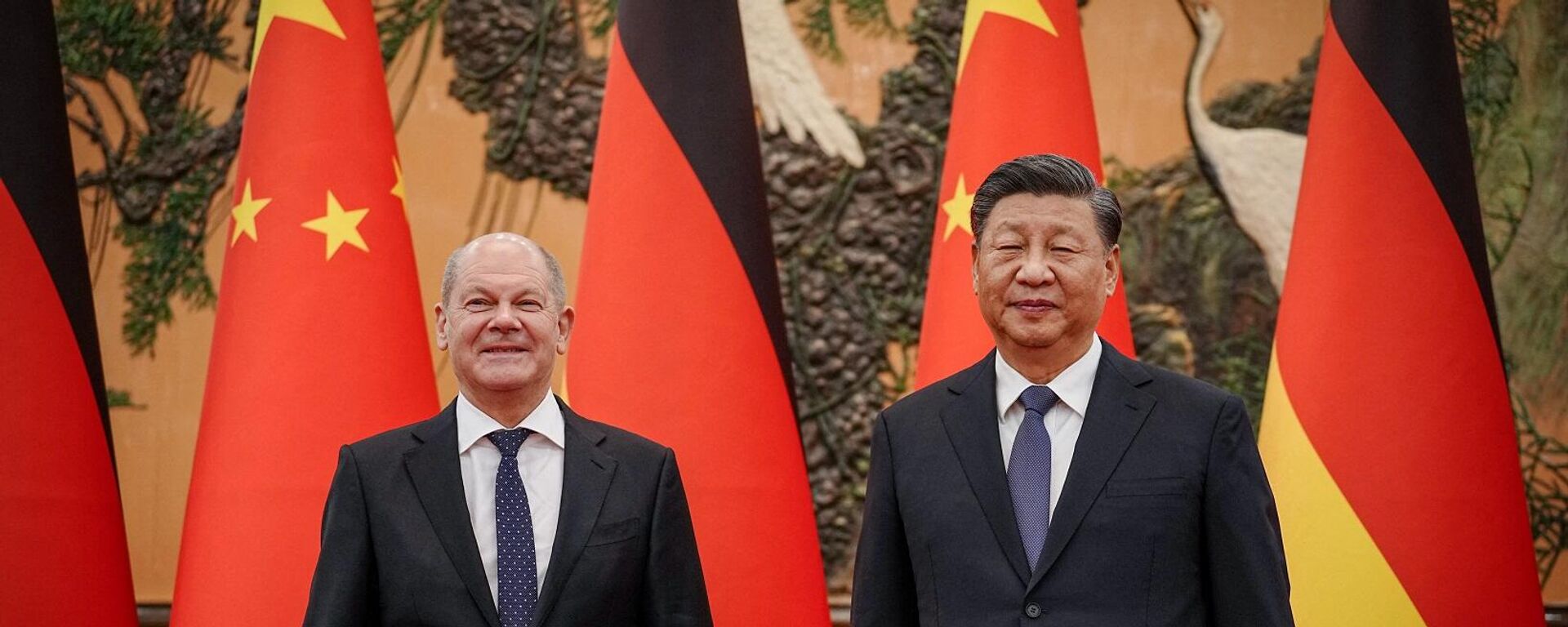 الرئيس الصيني، شي جين بينغ، والمستشار الألماني، أولاف شولتس، في بكين، 4 نوفمبر/ تشرين الثاني 2022 - سبوتنيك عربي, 1920, 04.11.2022