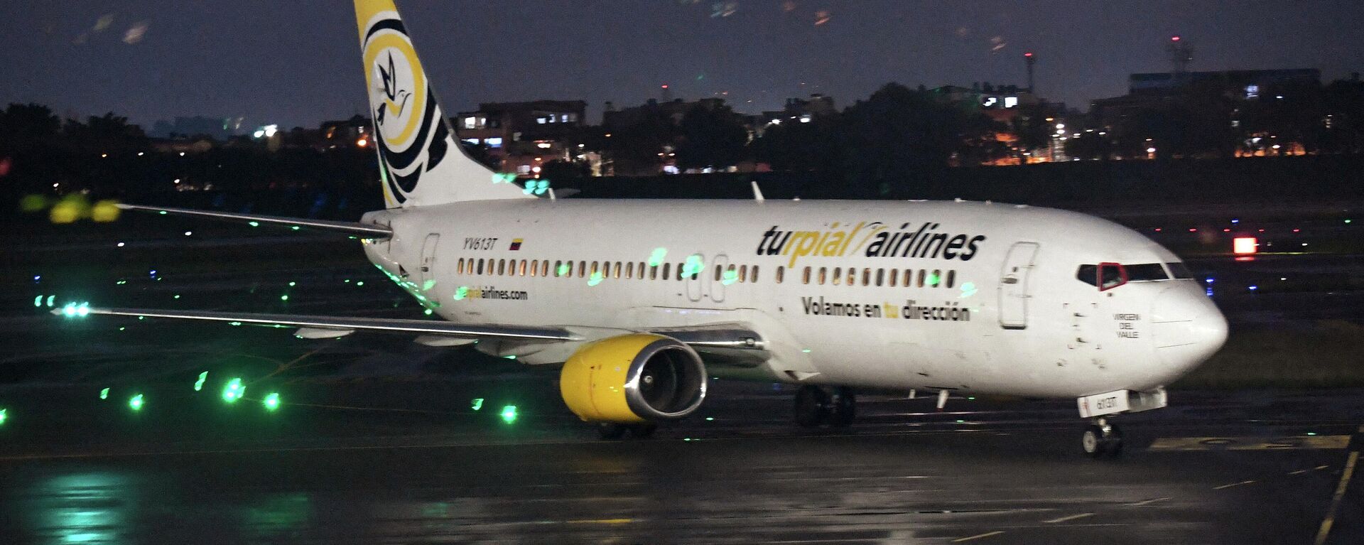 طائرة تابعة لشركة توربيال بعد رحلة من فنزويلا إلى كولومبيا، الاثنين، 7 نوفمبر 2022 - سبوتنيك عربي, 1920, 08.11.2022