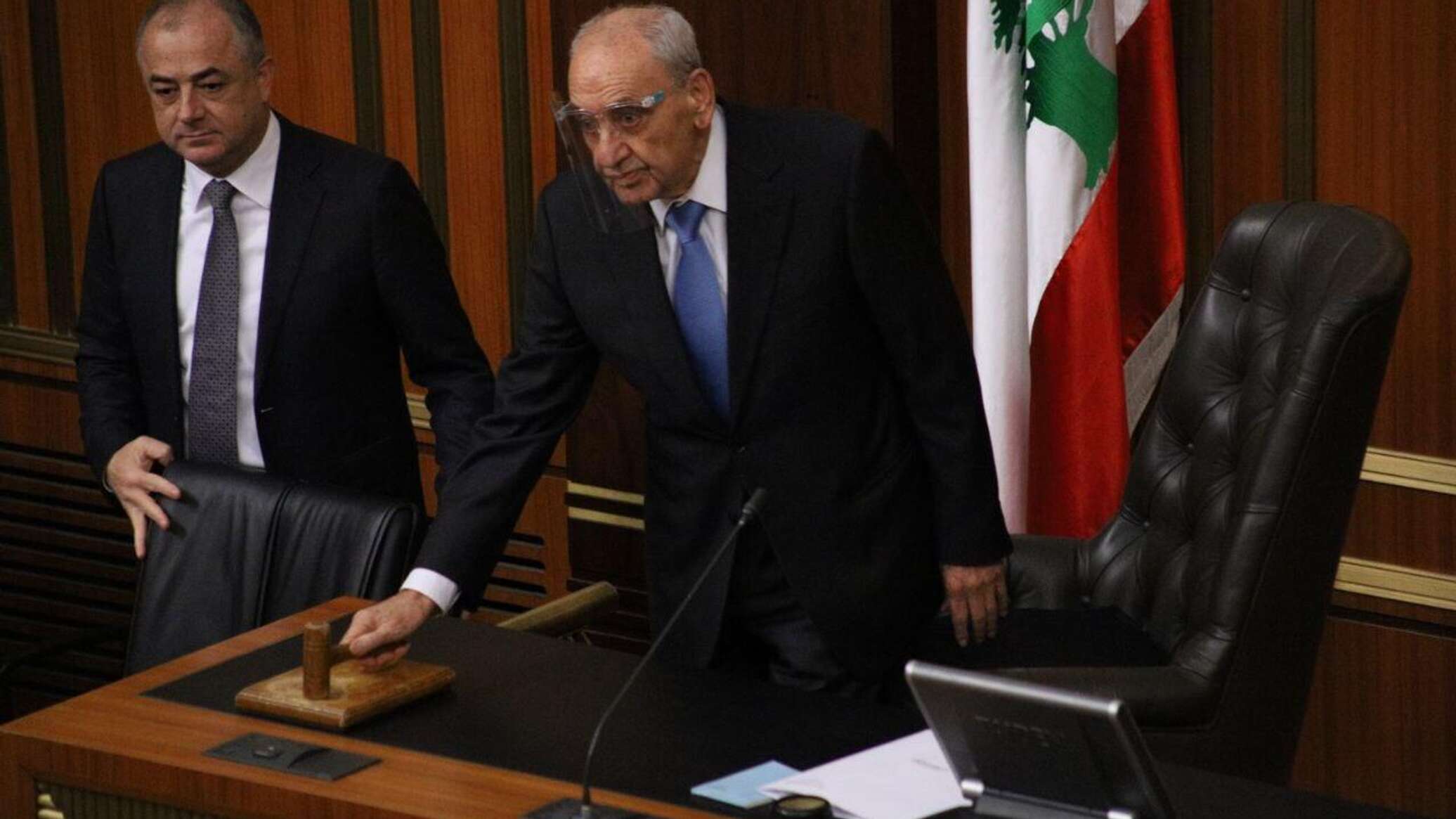 لماذا يستمر شغور منصب الرئيس في لبنان وهل يقود ذلك إلى حرب أهلية؟