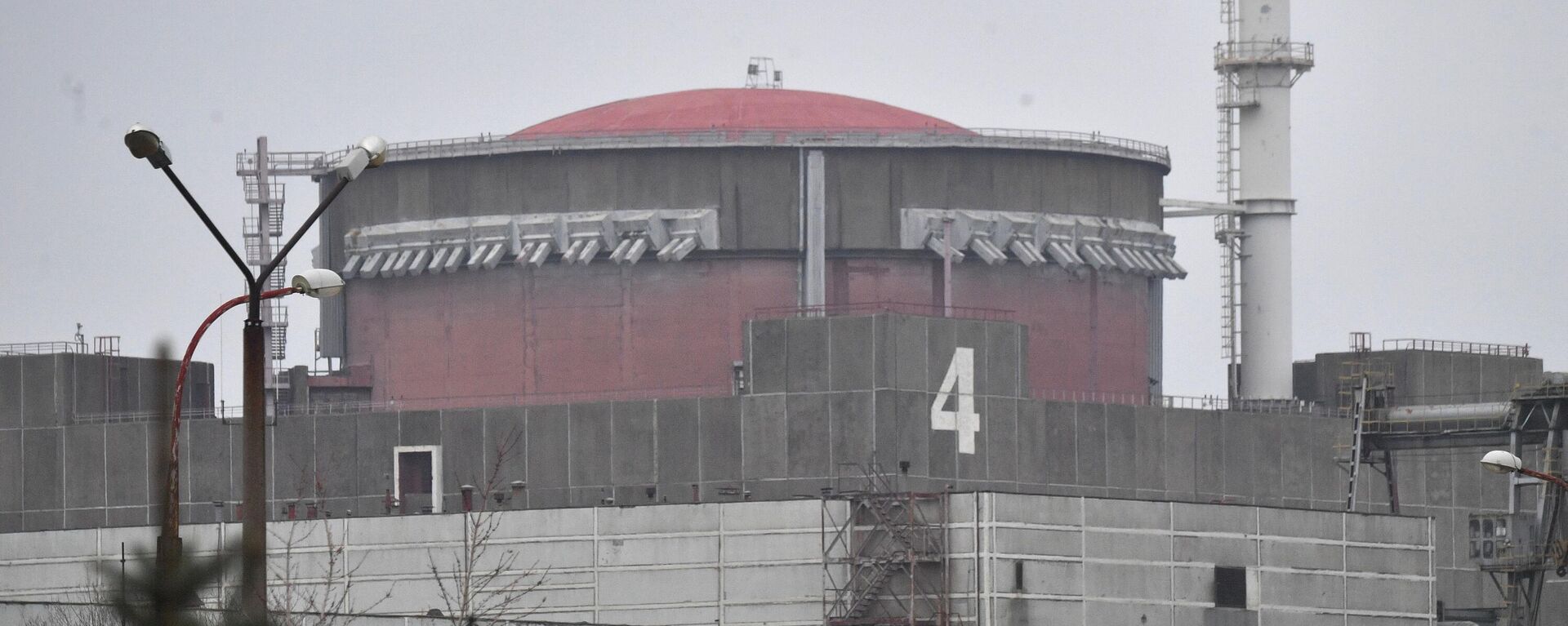 وحدة الطاقة الرابعة لمحطة الطاقة النووية زابوروجيه، بعد قصف القوات المسلحة الأوكرانية - سبوتنيك عربي, 1920, 07.04.2023