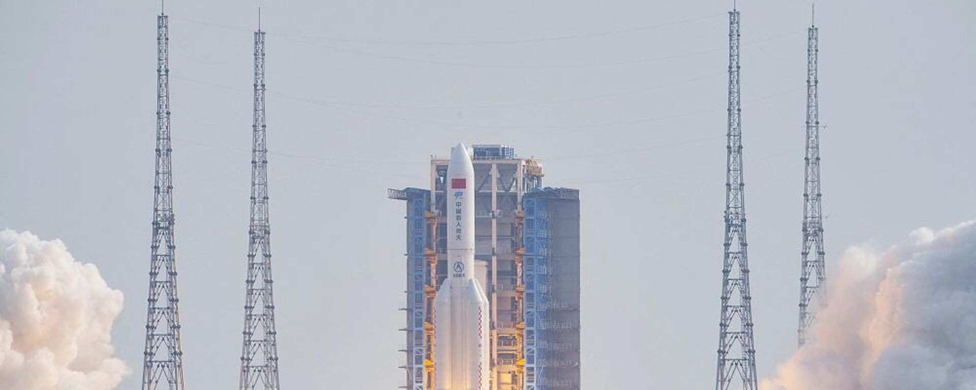 انطلاق صاروخ لونغ مارش 5 ب الذي يحمل وحدة مينغشيان العلمية الصينية، الوحدة النهائية لمحطة تيانغونغ الفضائية، من مركز وينتشانغ في مقاطعة هاينان جنوب الصين، 31 أكتوبر/ تشرين الأول 2022 - سبوتنيك عربي, 1920, 06.06.2023