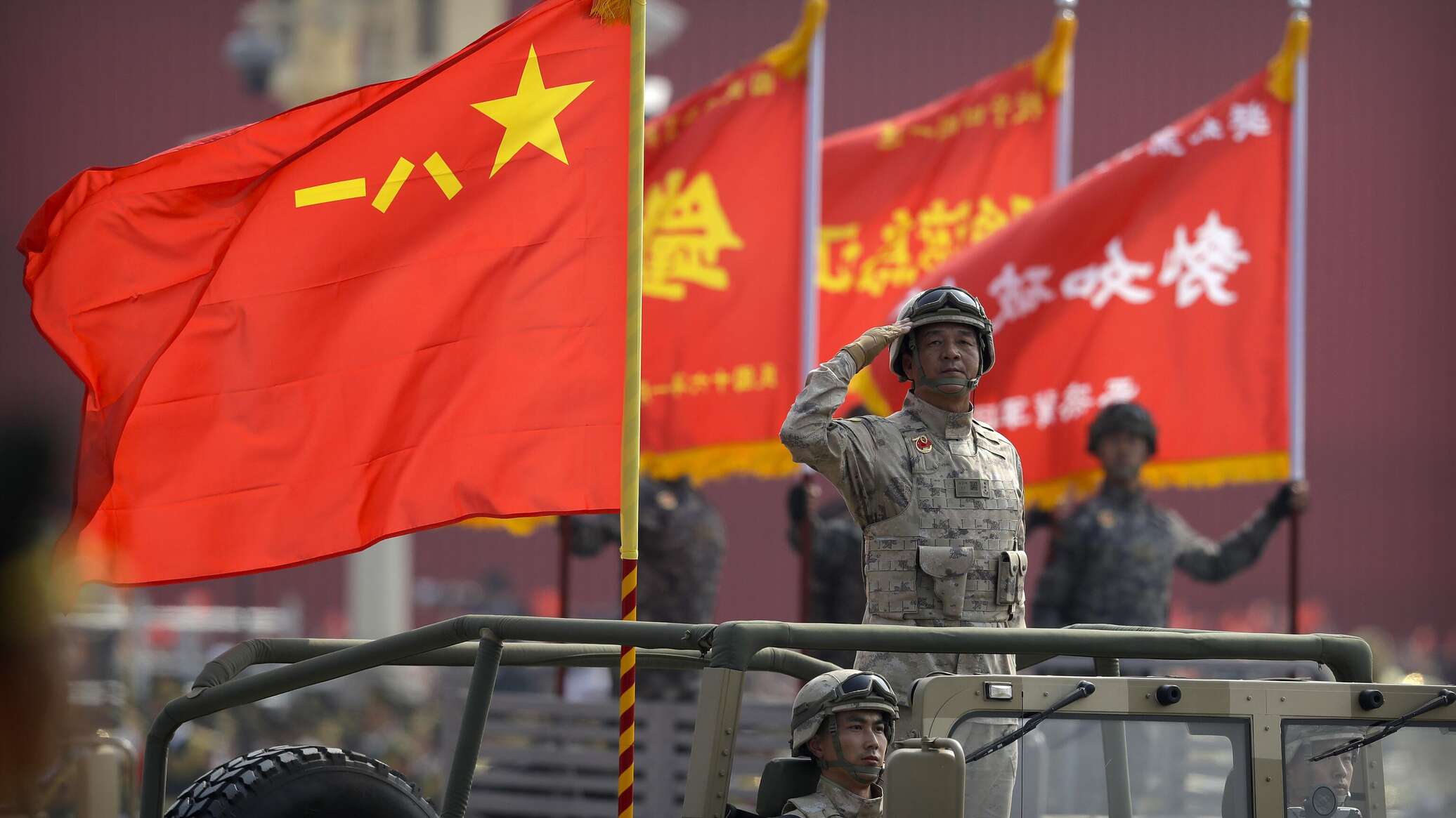 نائب رئيس المجلس العسكري الصيني: لا نعتزم الدخول في حرب باردة أو ساخنة مع أي دولة