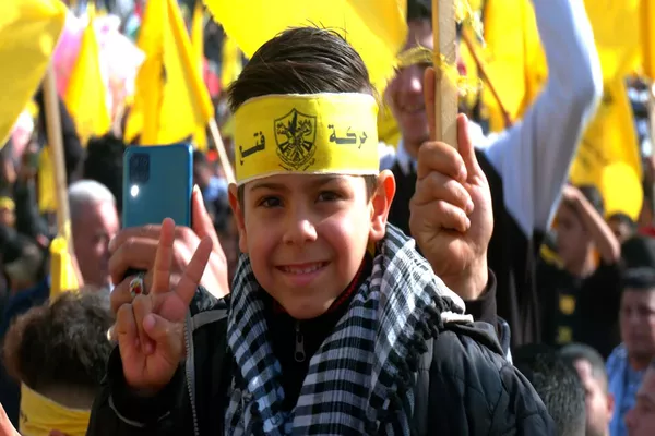 إحياء الذكرى 58 لانطلاقة حركة التحرير الوطني الفلسطيني فتح في غزة 31 ديسمبر 2022 - سبوتنيك عربي