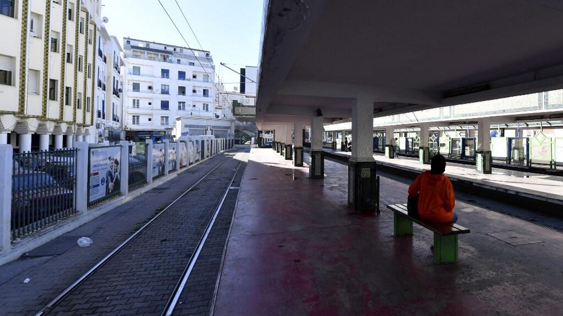 محطة ترام في تونس، خلال الإضراب الأخير للعاملين في النقل، 2 يناير/ كانون الثاني 2023 - سبوتنيك عربي, 1920, 25.01.2023
