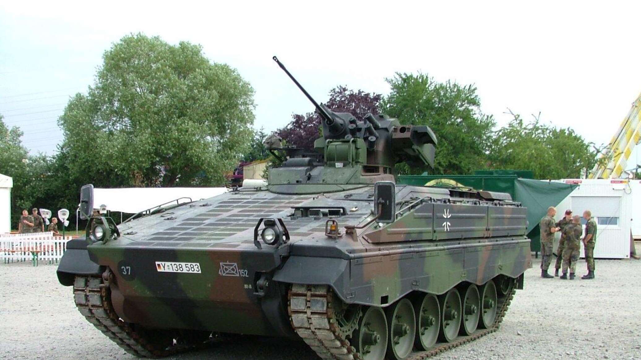 القوات الروسية تستولي على دبابة "ماردر 1أي 3" الألمانية