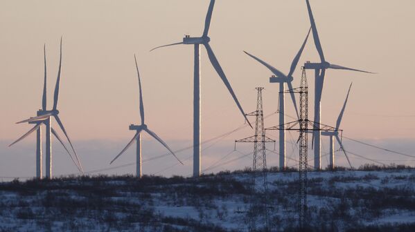 محطة توليد الطاقة الكهربائية من الرياح في كولسكايا بمنطقة مورمانسك شمالي روسيا - سبوتنيك عربي