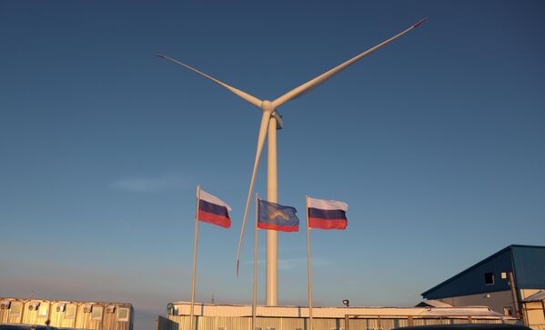 مولد الرياح في محطة الطاقة الكهريائية كولسكايا في كولسكايا بمنطقة مورمانسك شمالي روسيا - سبوتنيك عربي