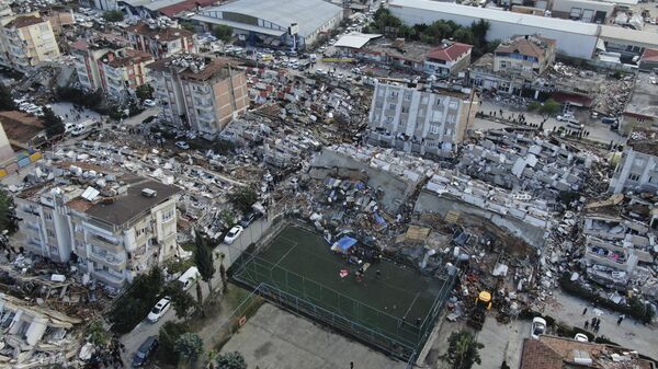 صورة جوية تظهر الدمار في وسط مدينة هاتاي ، جنوب تركيا ، 7 فبراير 2023. - سبوتنيك عربي