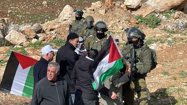 عشرات الإصابات بالرصاص والاختناق خلال تظاهرات ضد الاستيطان في الضفة الغربية - سبوتنيك عربي