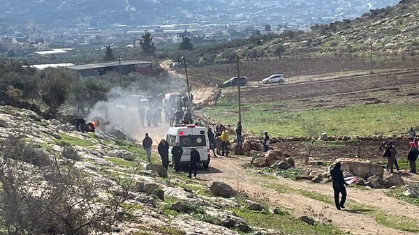 عشرات الإصابات بالرصاص والاختناق خلال تظاهرات ضد الاستيطان في الضفة الغربية - سبوتنيك عربي