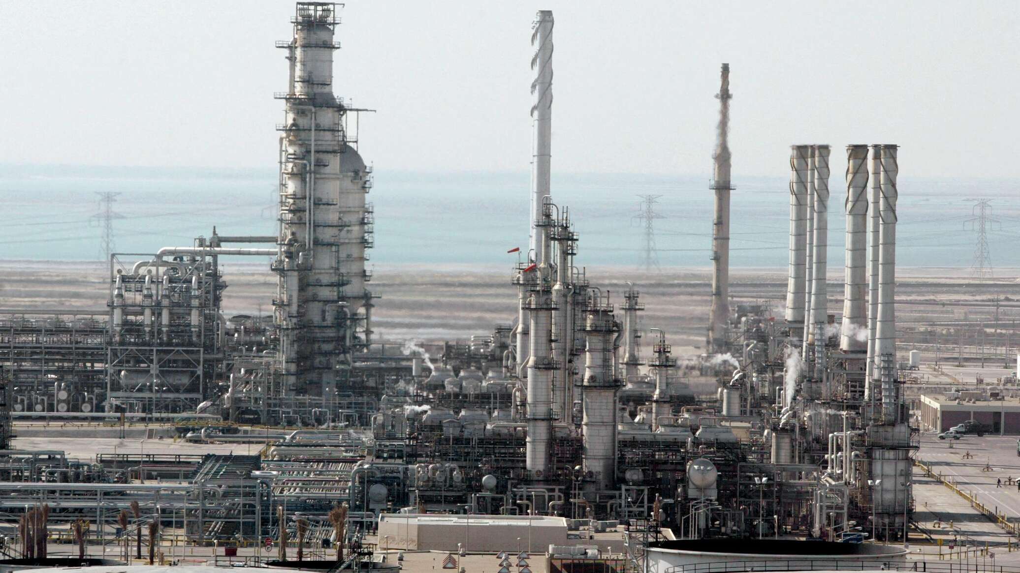 انخفاض قيمة صادرات النفط السعودي