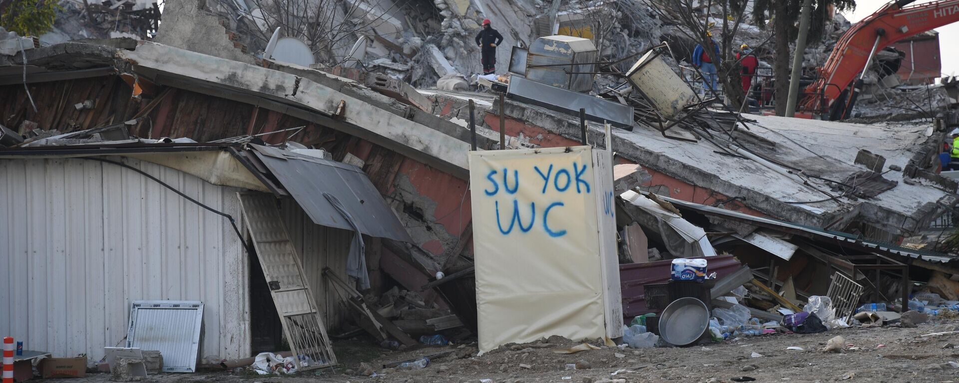 آثار الزلزال في مقاطعة هاتاي بمدينة أنطاكيا التركية - سبوتنيك عربي, 1920, 14.02.2023
