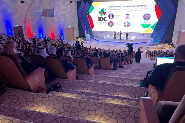 مؤتمر الدفاع الدولي في أبوظبي 2023 - سبوتنيك عربي