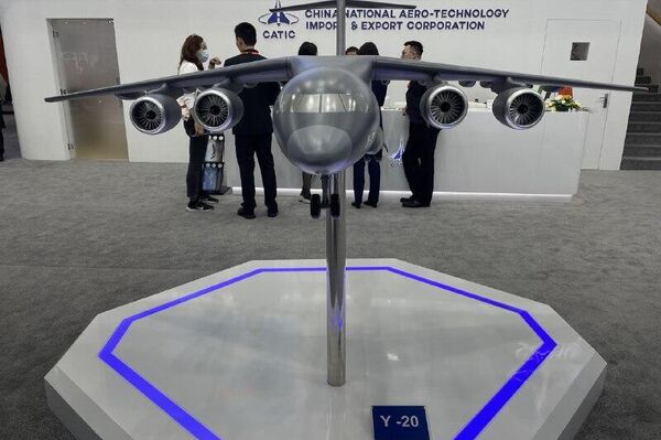 طائرات حربية صينية في معرض الدفاع الدولي آيدكس 2023  - سبوتنيك عربي