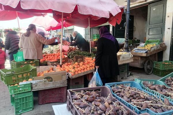 التونسيون يستعدون لاستقبال شهر رمضان بجيوب فارغة - سبوتنيك عربي