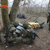 Артиллеристы вооруженных сил РФ подготавливают снаряды для гаубицы Мста-Б в южном секторе СВО - سبوتنيك عربي