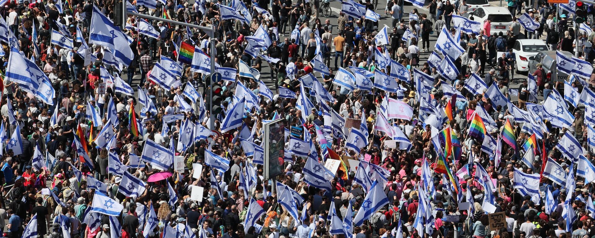 مظاهرات في إسرائيل احتجاجا على التعديلات القضائية المقترحة من الحكومة - سبوتنيك عربي, 1920, 02.04.2023