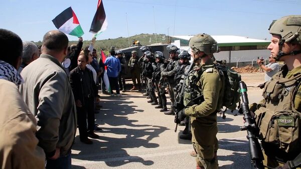عشرات الاصابات في مواجهات مع الجيش الإسرائيلي بالضفة الغربية - سبوتنيك عربي
