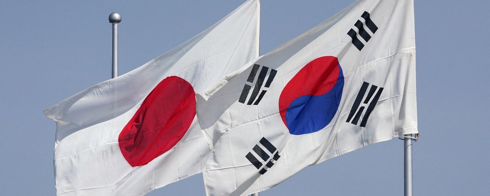 أعلام كوريا الجنوبية واليابان - سبوتنيك عربي, 1920, 18.03.2023