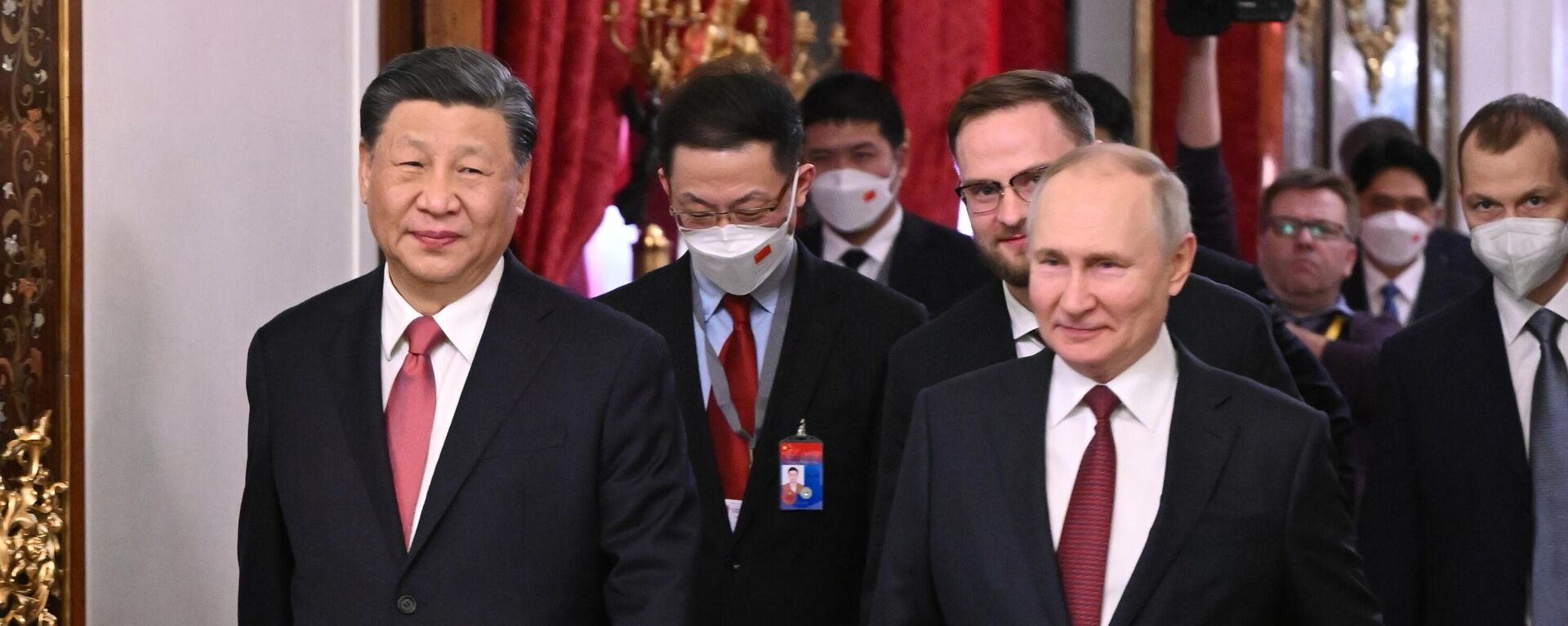 الرئيس الروسي فلاديمير بوتين يستقبل الرئيس الصيني شي جين بينغ، في قصر الكرملين  2 مارس 2023  - سبوتنيك عربي, 1920, 22.03.2023