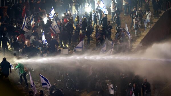 مظاهرة ضد الإصلاح القضائي في تل أبيب، إسرائيل 26 مارس 2023 - سبوتنيك عربي