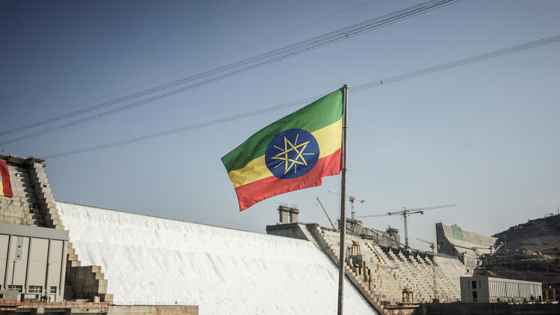 علم إثيوبيا أمام سد النهضة - سبوتنيك عربي, 1920, 25.09.2023