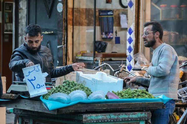 الجزماتية... أشهر أسواق الأطعمة الرمضانية في دمشق القديمة - سبوتنيك عربي