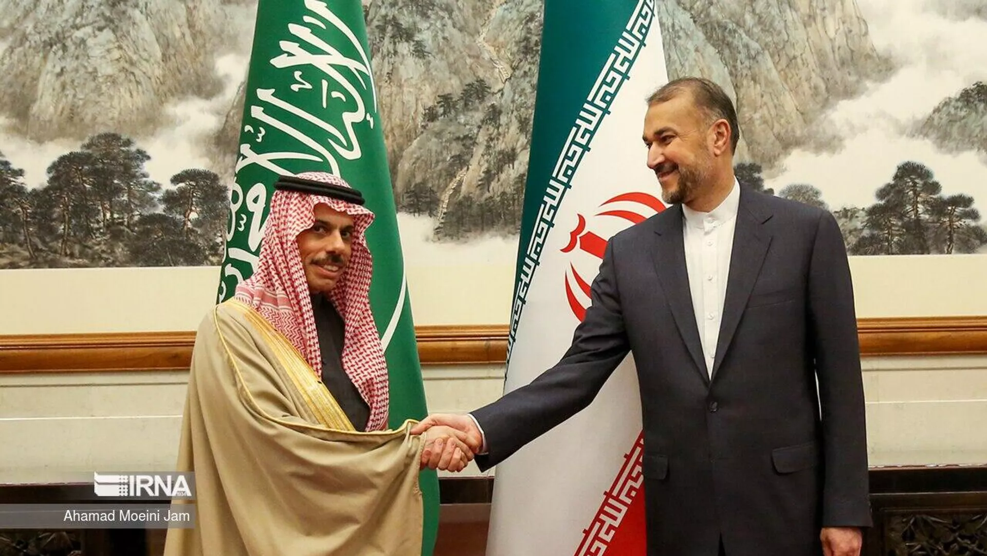 وزيرا الخارجية الإيراني حسين أمير عبد اللهيان ونظيره السعودي فيصل بن فرحان، في العاصمة الصينية بكين، الصين - سبوتنيك عربي, 1920, 29.04.2023