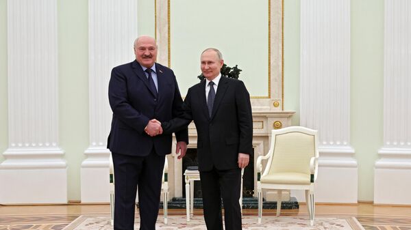 بوتين ولوكاشينكو يشاركان في اجتماع المجلس الأعلى للدولة الاتحادية - سبوتنيك عربي