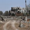 Вид на разрушенные здания на площади Свободы в Артемовске - سبوتنيك عربي