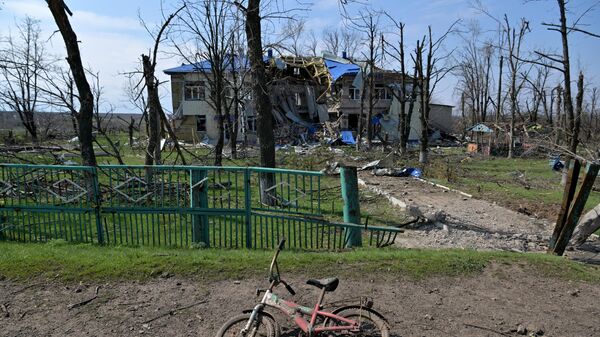 قرية زايتسيفو، ضواحي أرتيوموفسك، منطقة العملية العسكرية الخاصة في أوكرانيا - سبوتنيك عربي