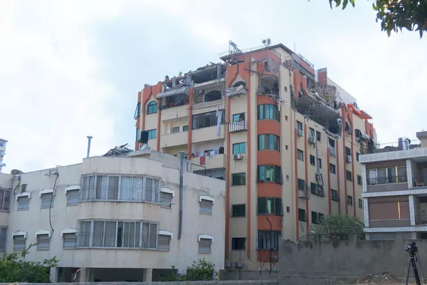 القصف الإسرائيلي على قطاع غزة يخلف اضراراً بمباني وبمنازل المواطنين - سبوتنيك عربي