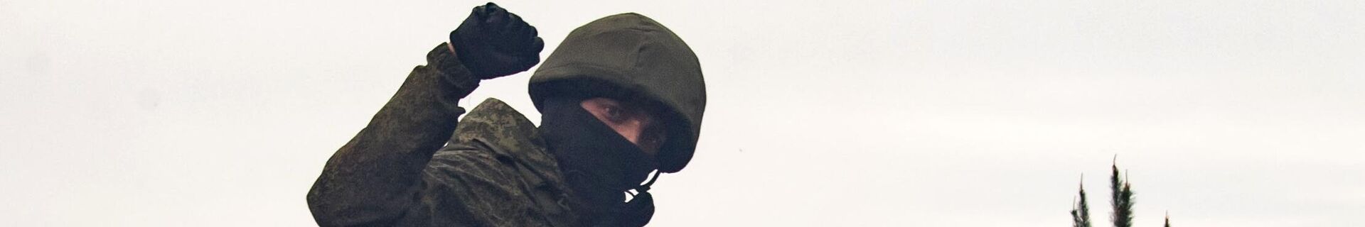 Номер расчета 240-мм миномета артиллерии Резерва Верховного Главнокомандования 2С4 Тюльпан на Херсонском направлении - سبوتنيك عربي, 1920